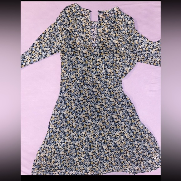 Abercrombie Floral Dress 🌼 - Picture 5 of 5